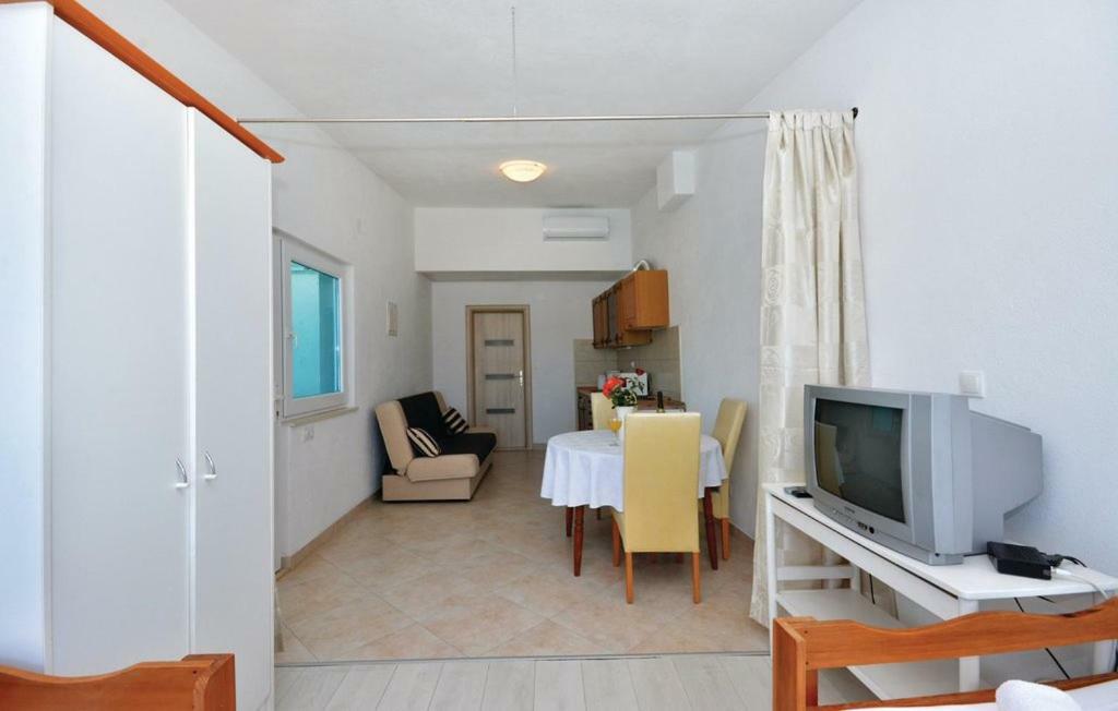 Studio Apartman Подстрана Экстерьер фото